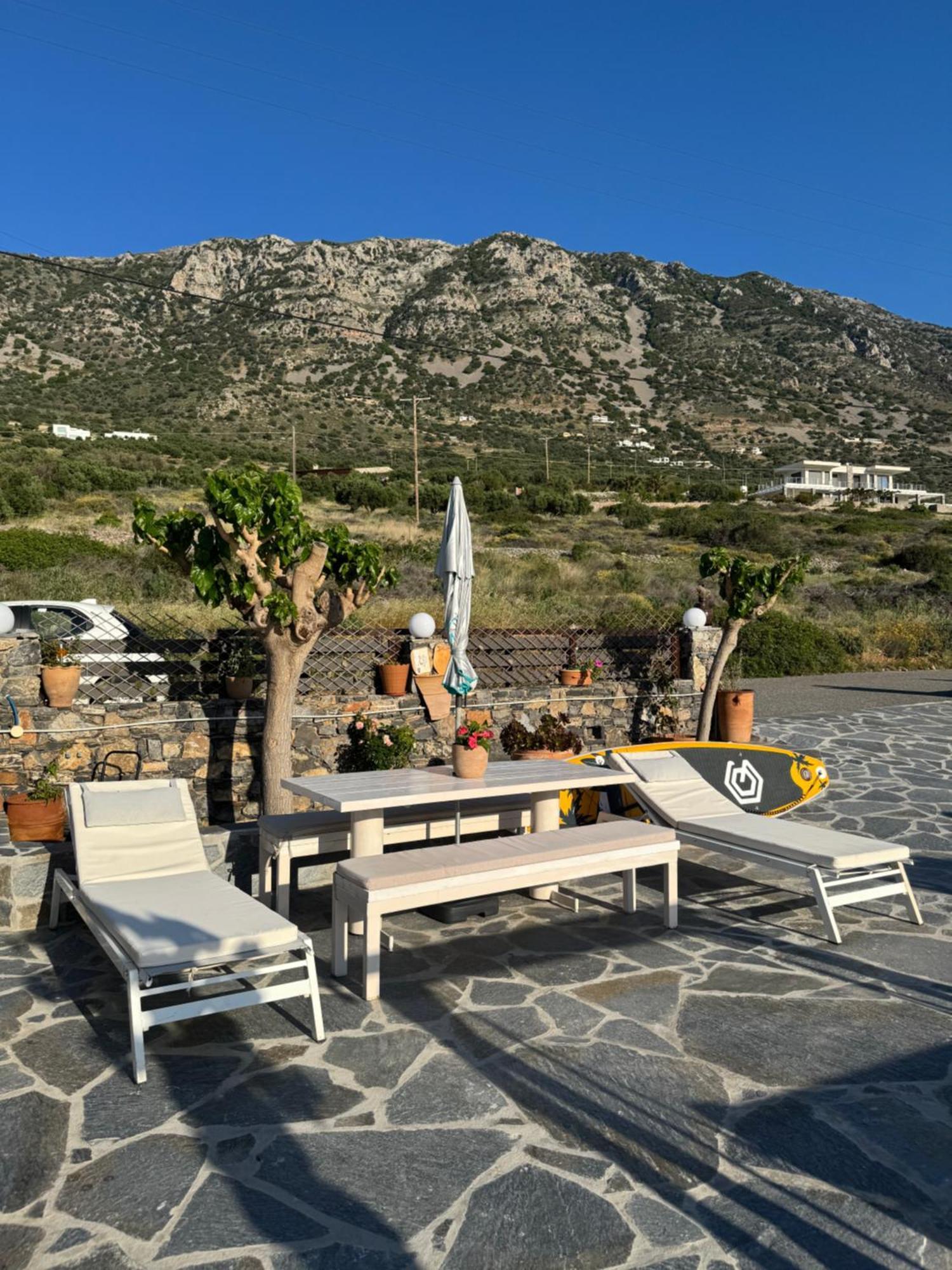 Tholos Alexandra'S Beachfront House Kavoúsion Esterno foto